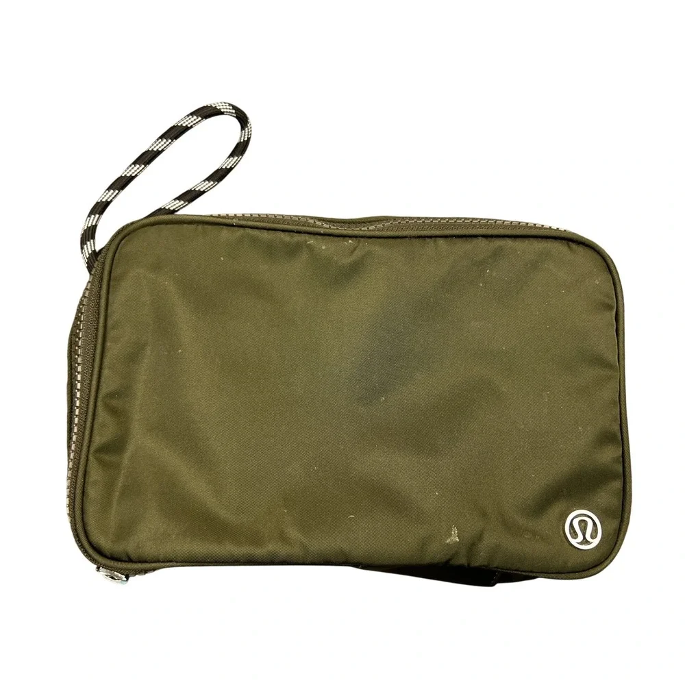 Lululemon Athletica Olive Green Nylon Toiletry Bag Travel Pouch Wristlet Case